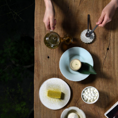 胡同里喝茶 成了年轻人的酷玩法